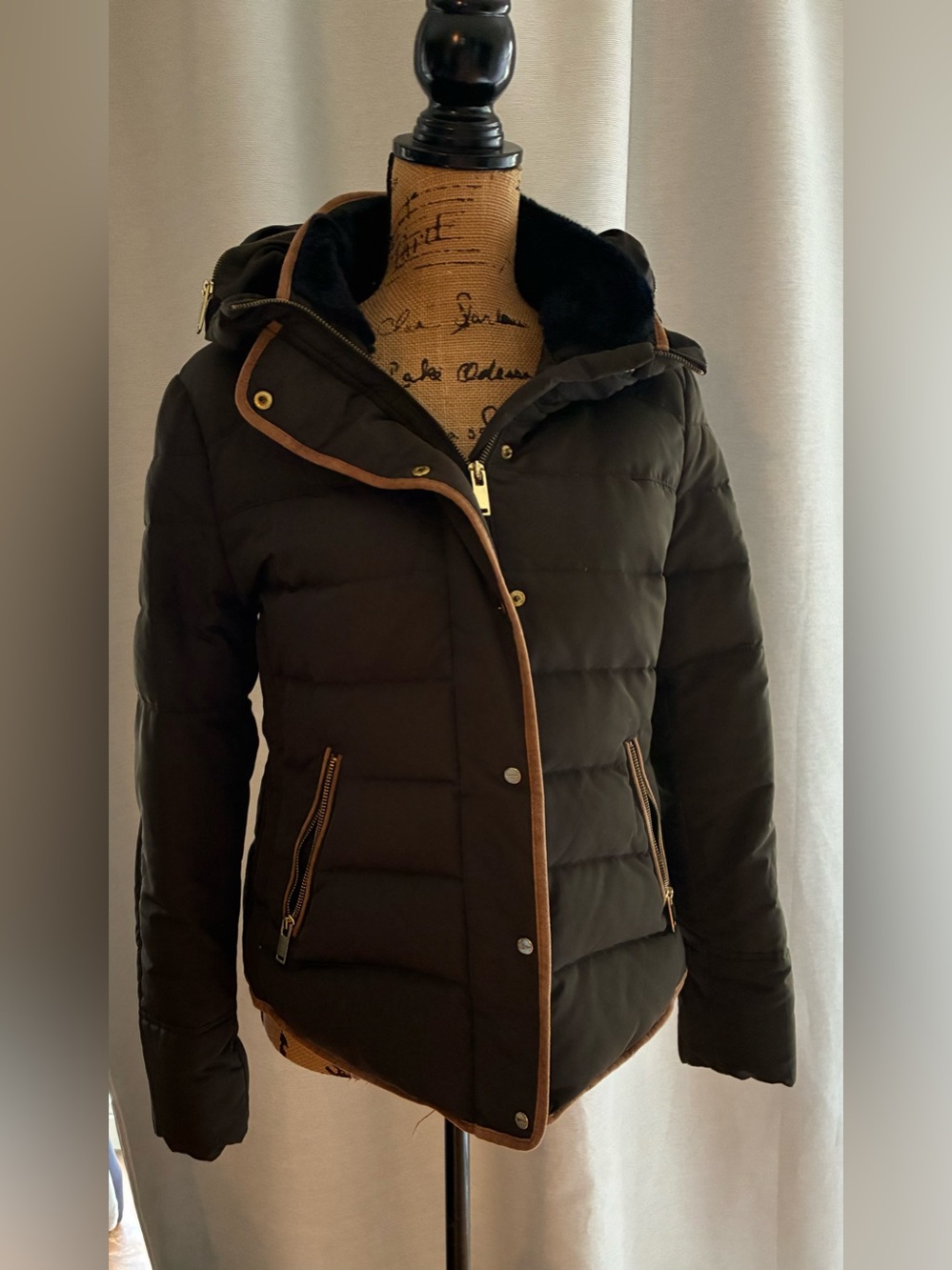 Zara Black Quilted Hooded Puffer Jacket with Brown Trim